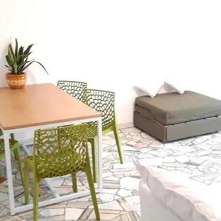 شقة Two Appartments *